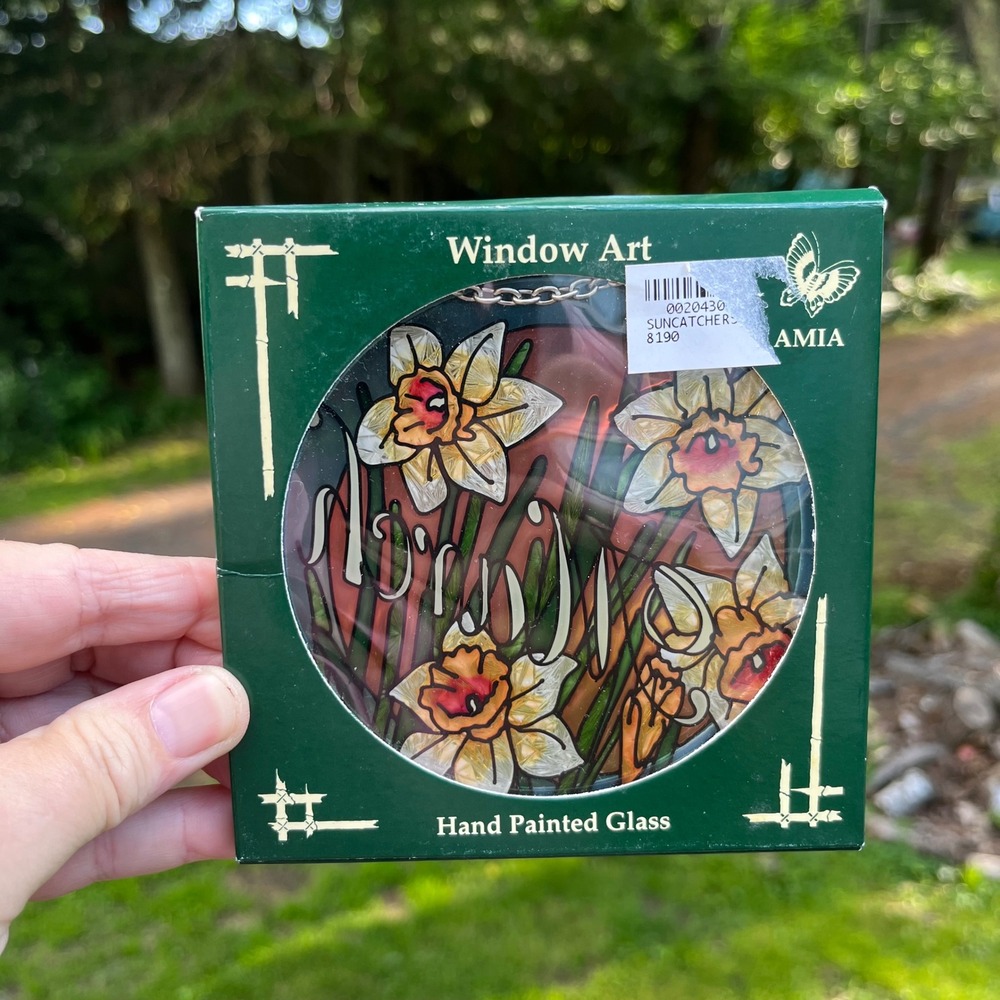 AMIA March Birth Month Daffodil Suncatcher Hand Painted Glass Window Art 6 inch